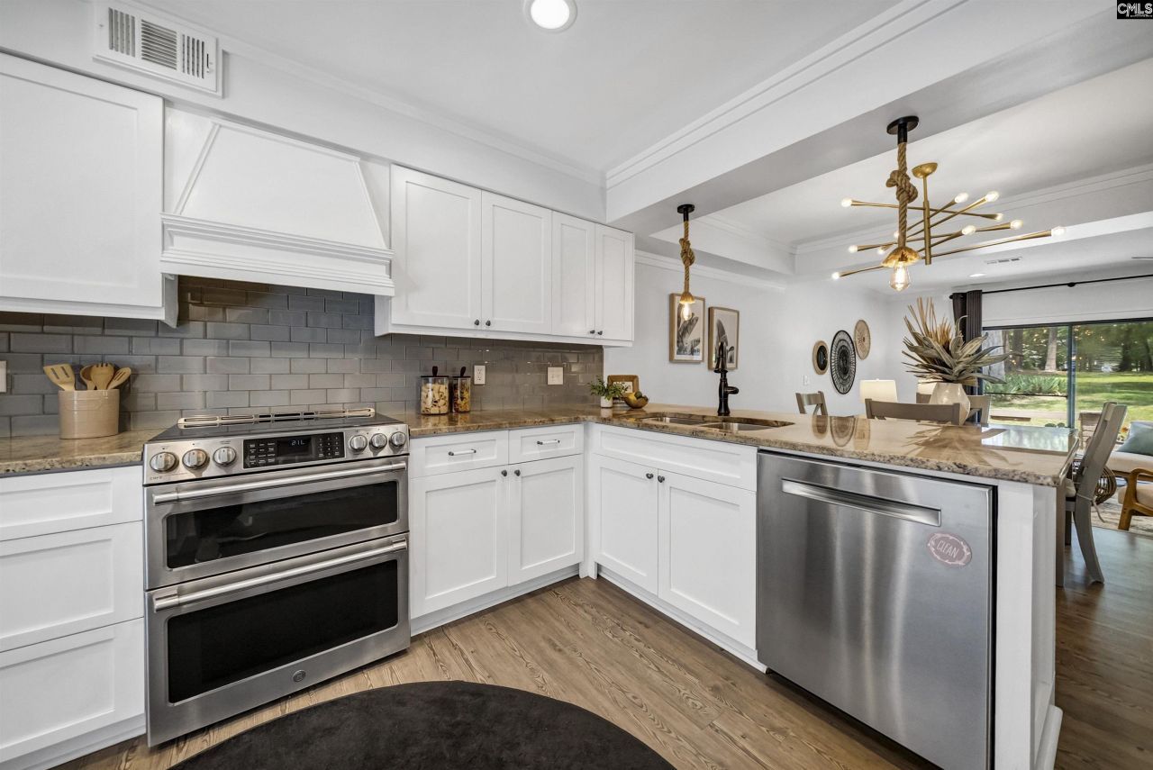 207 Mariners Row Photo 13