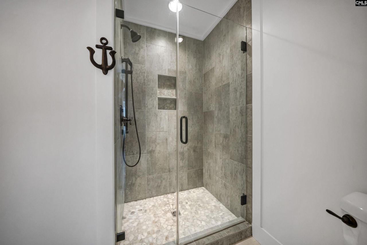 207 Mariners Row Photo 27