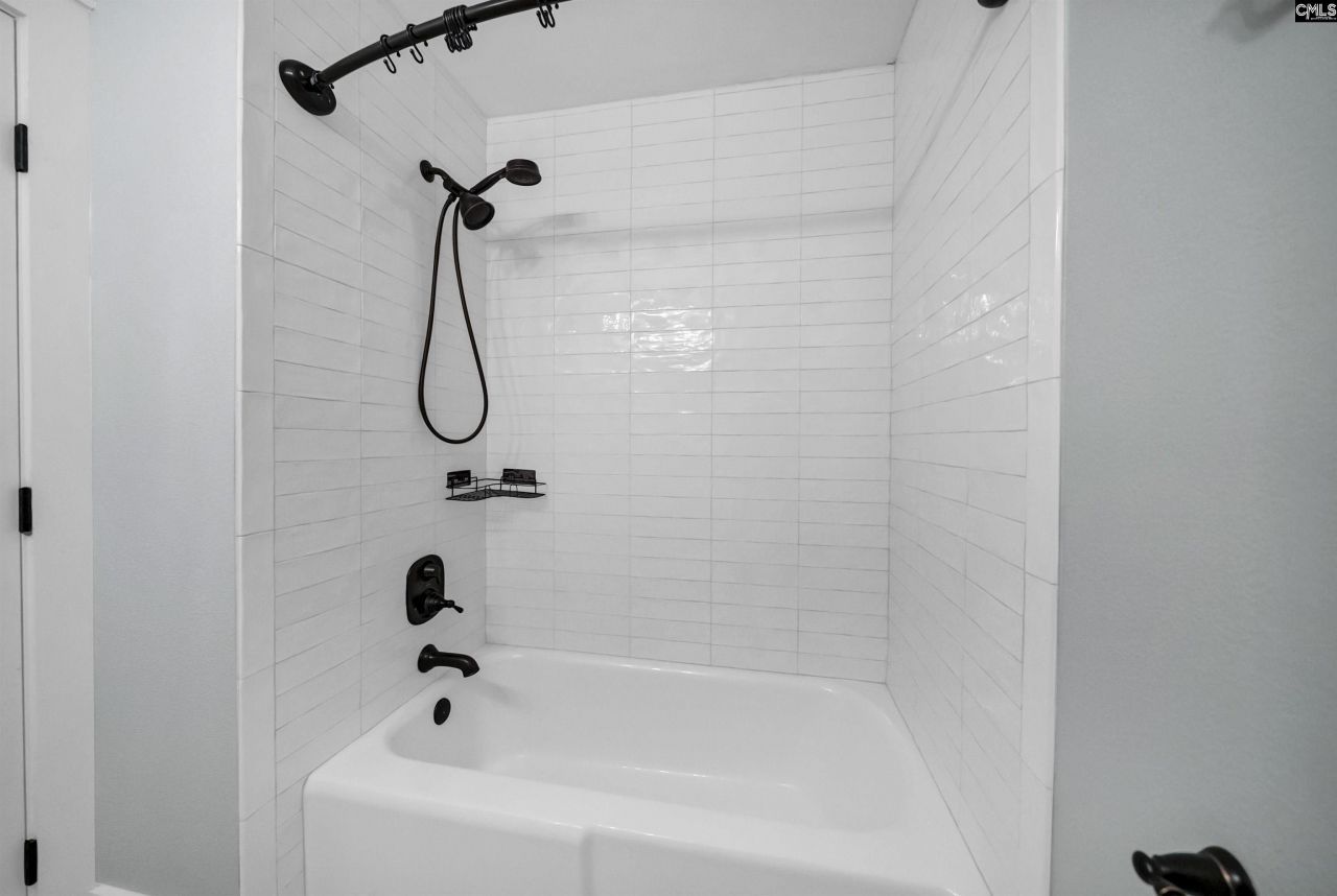 207 Mariners Row Photo 31