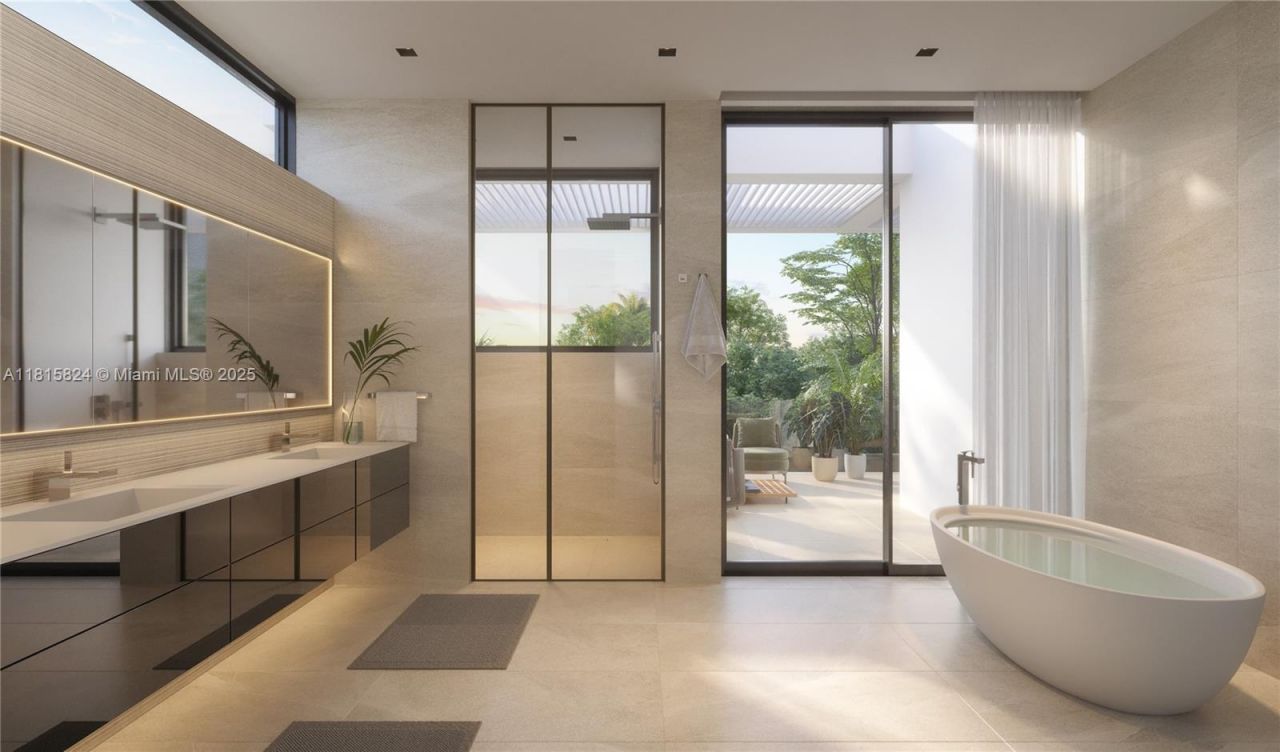 7725 NE 8th Ave, Miami, FL 33138 Photo