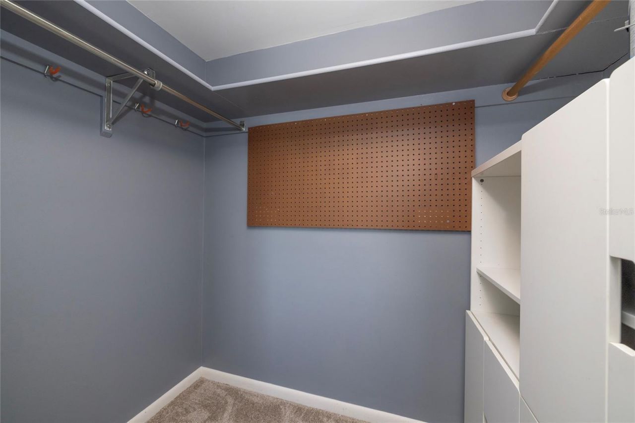 4900 Brittany Drive S, Unit 613, Saint Petersburg, FL 33715 Photo