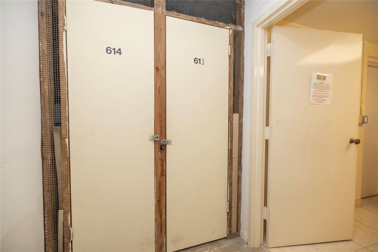 4900 Brittany Drive S, Unit 613, Saint Petersburg, FL 33715 Photo