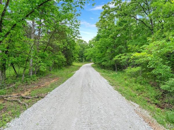 4373 E Linda Lane, Robertsville, MO 63072