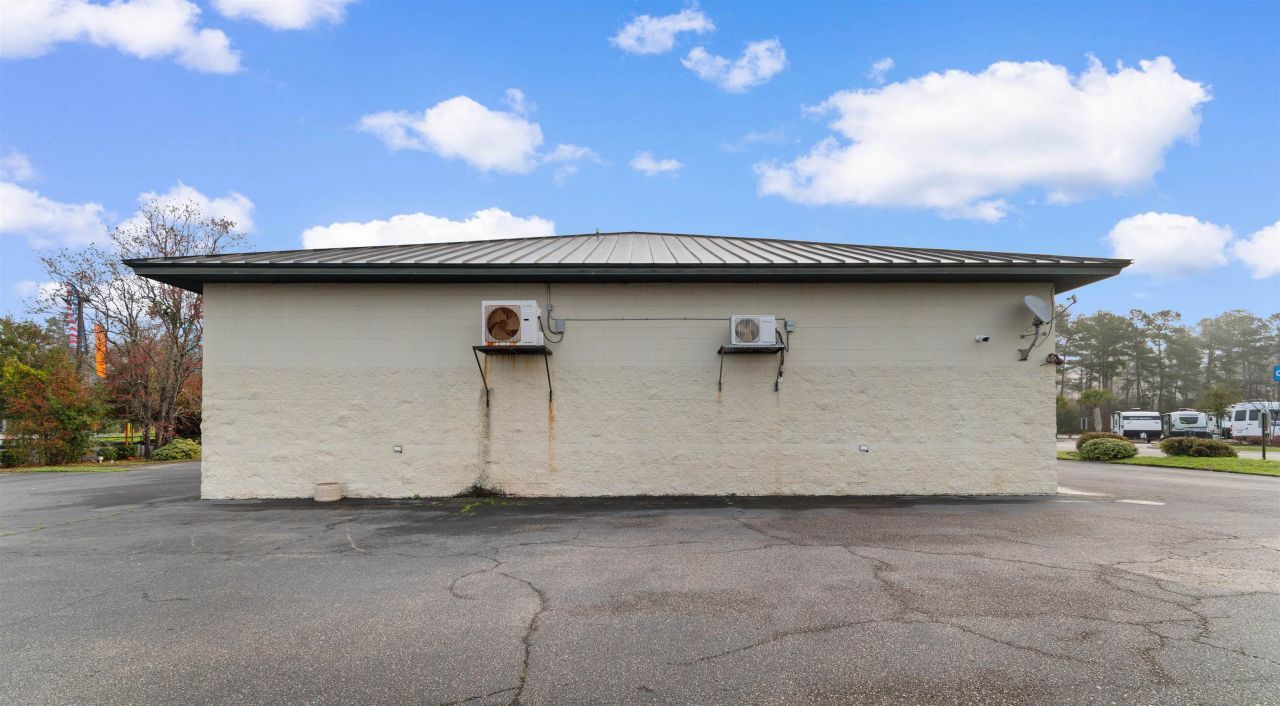 2321 Dick Pond Rd. Photo 9