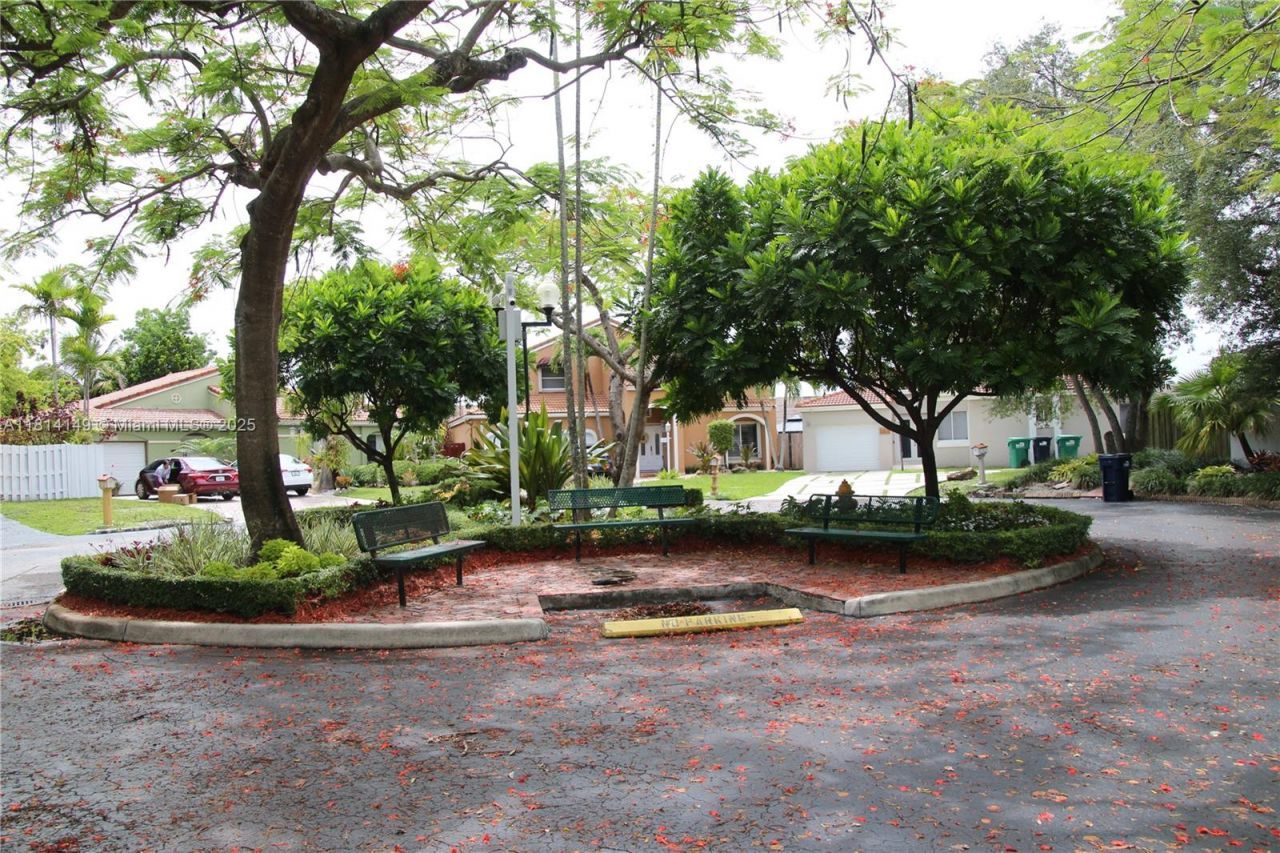 11861 SW 92nd Ln, Miami, FL 33186 Photo