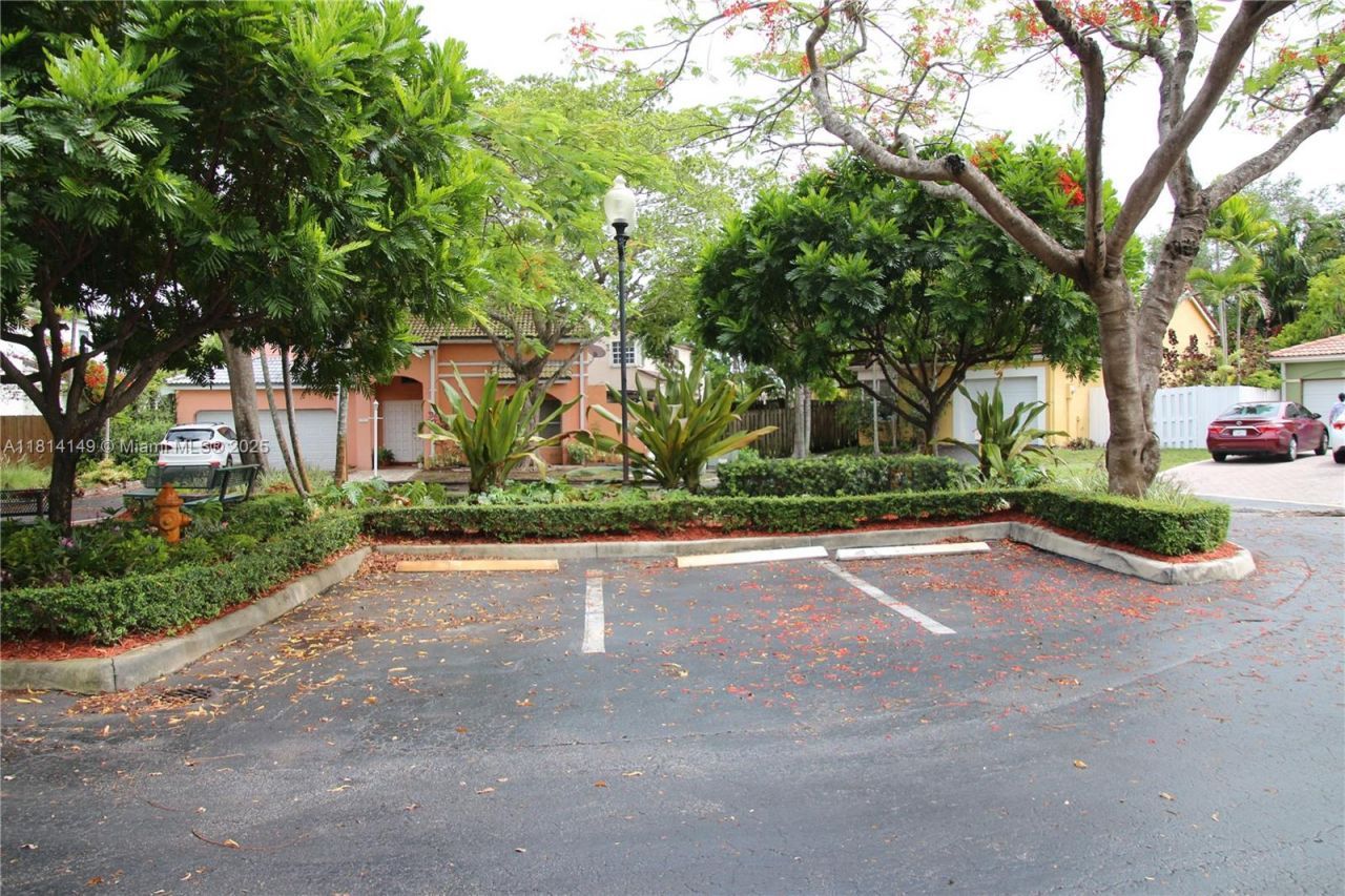 11861 SW 92nd Ln, Miami, FL 33186 Photo