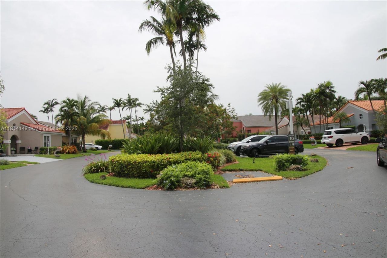 11861 SW 92nd Ln, Miami, FL 33186 Photo