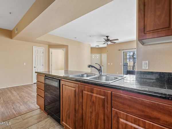 10136 E SOUTHERN Avenue, Unit 1052, Mesa, AZ 85209