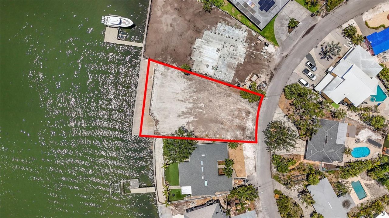 4771 Baywood Point Drive S, Gulfport, FL 33711 Photo