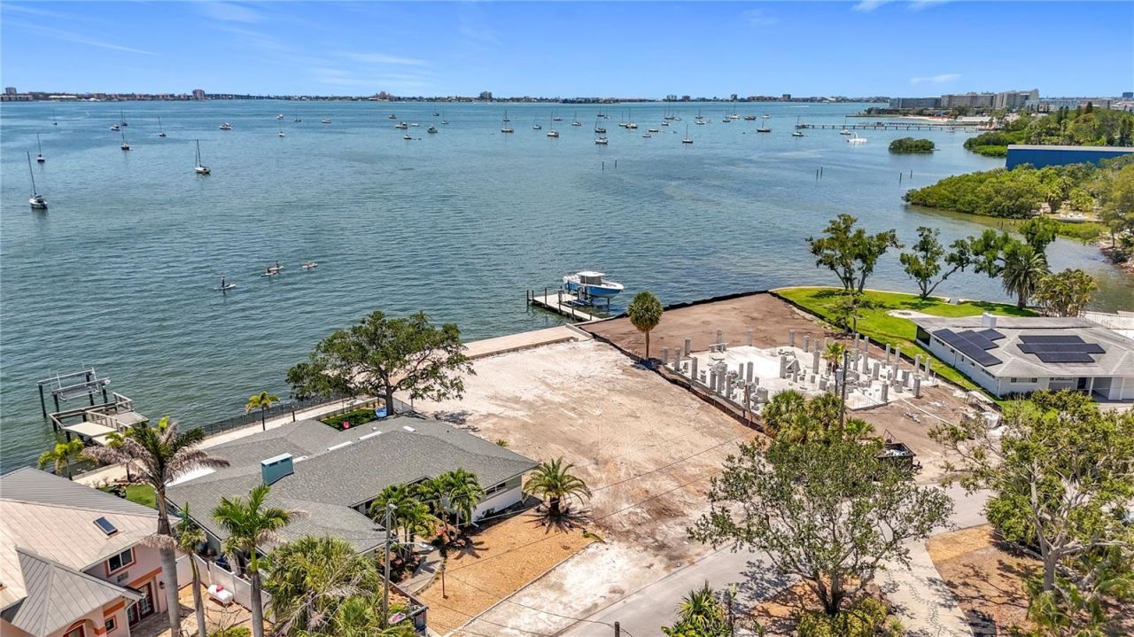 4771 Baywood Point Drive S, Gulfport, FL 33711 Photo