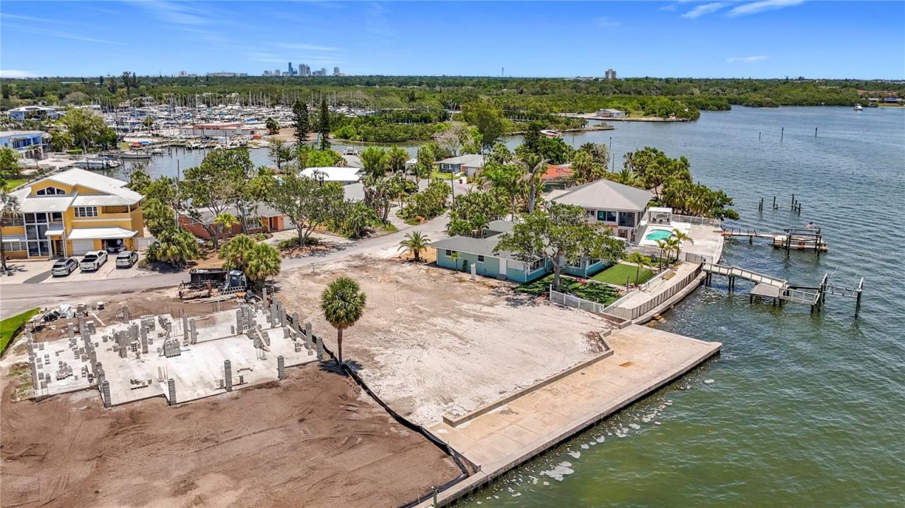 4771 Baywood Point Drive S, Gulfport, FL 33711 Photo