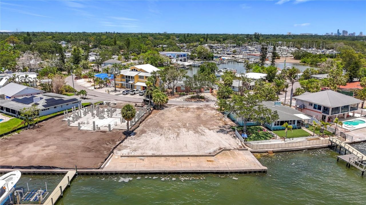 4771 Baywood Point Drive S, Gulfport, FL 33711 Photo