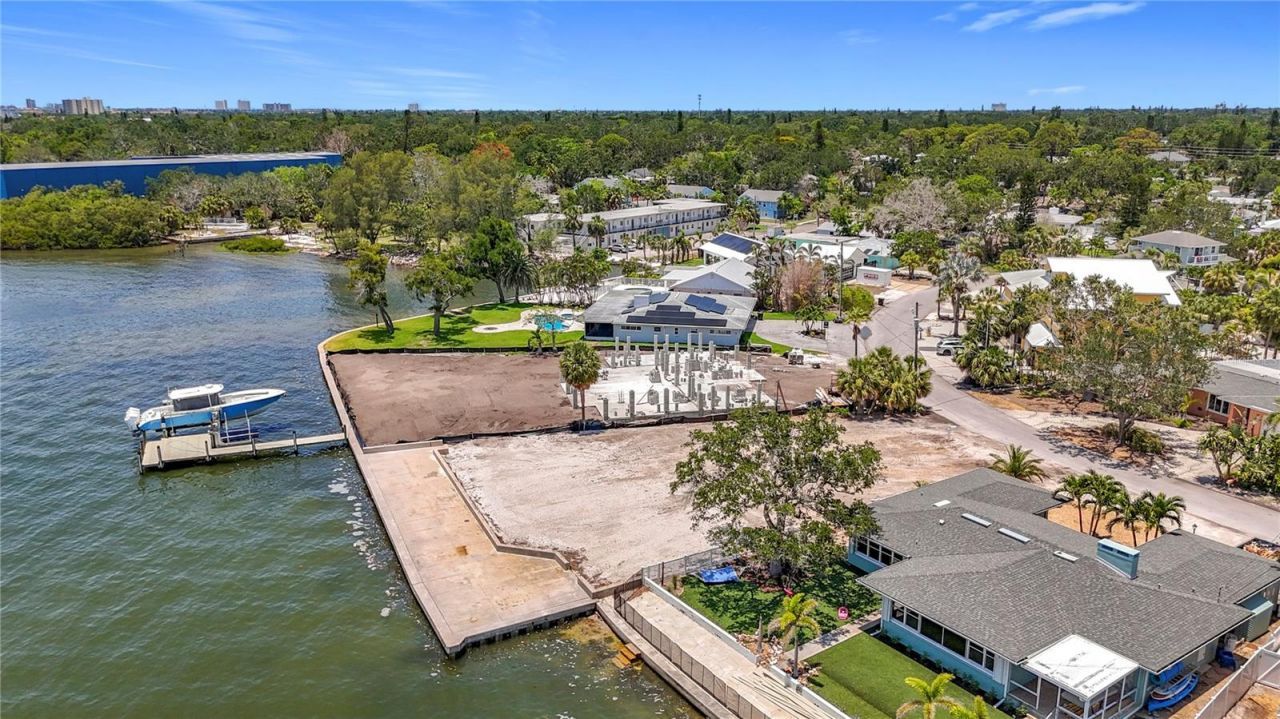 4771 Baywood Point Drive S, Gulfport, FL 33711 Photo