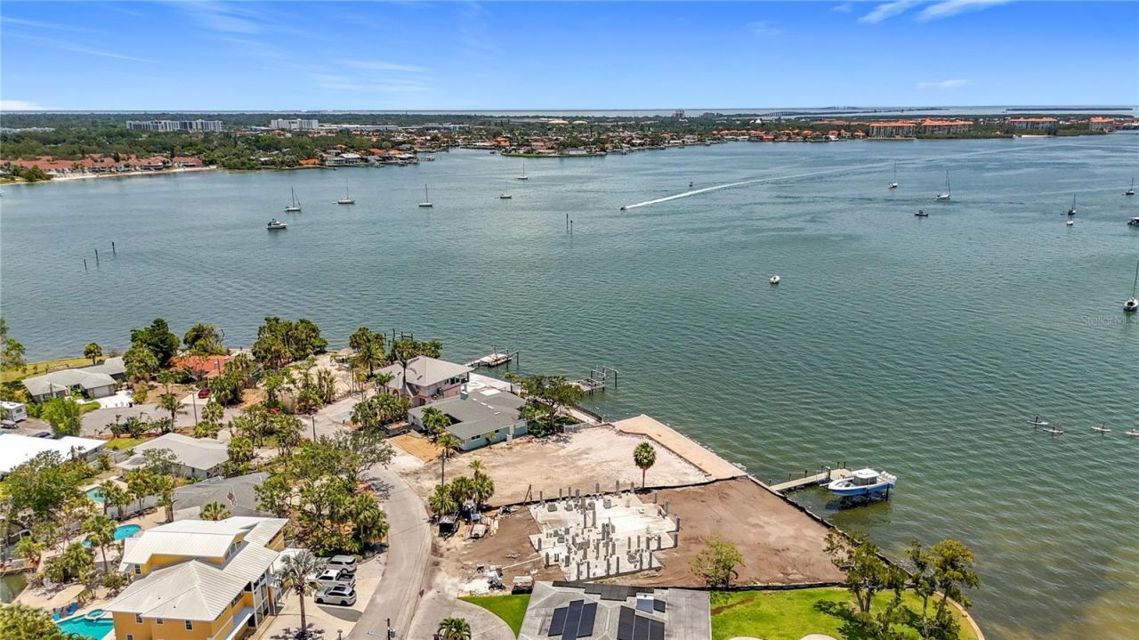 4771 Baywood Point Drive S, Gulfport, FL 33711 Photo