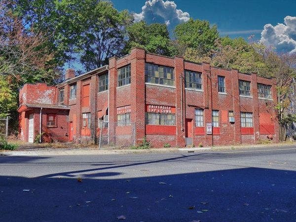 486 Andover St, Lawrence, MA 01843