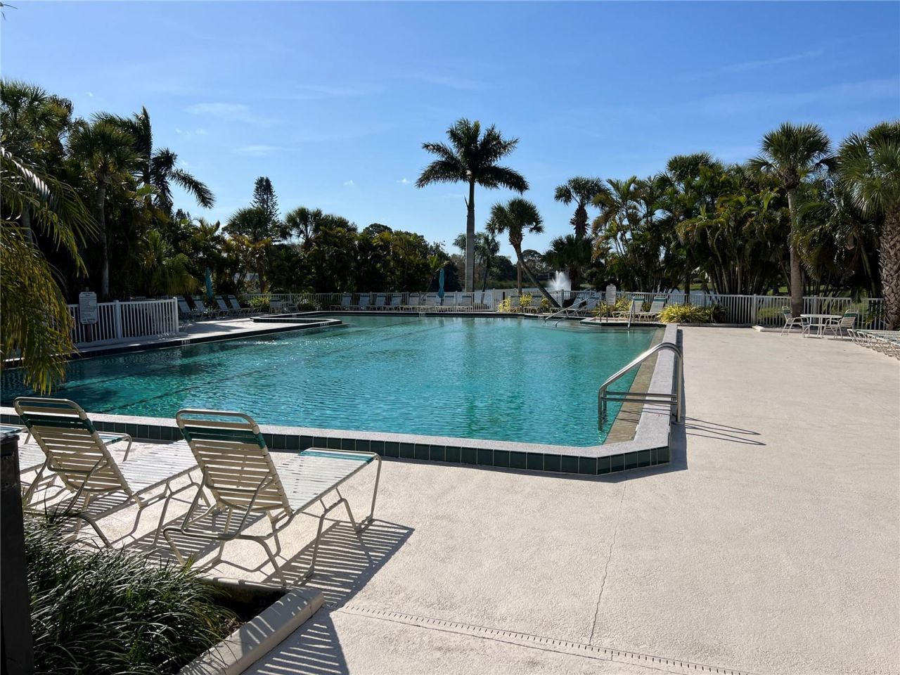 5734 Ashton Lake Drive, Unit 7, Sarasota, FL 34231 Photo