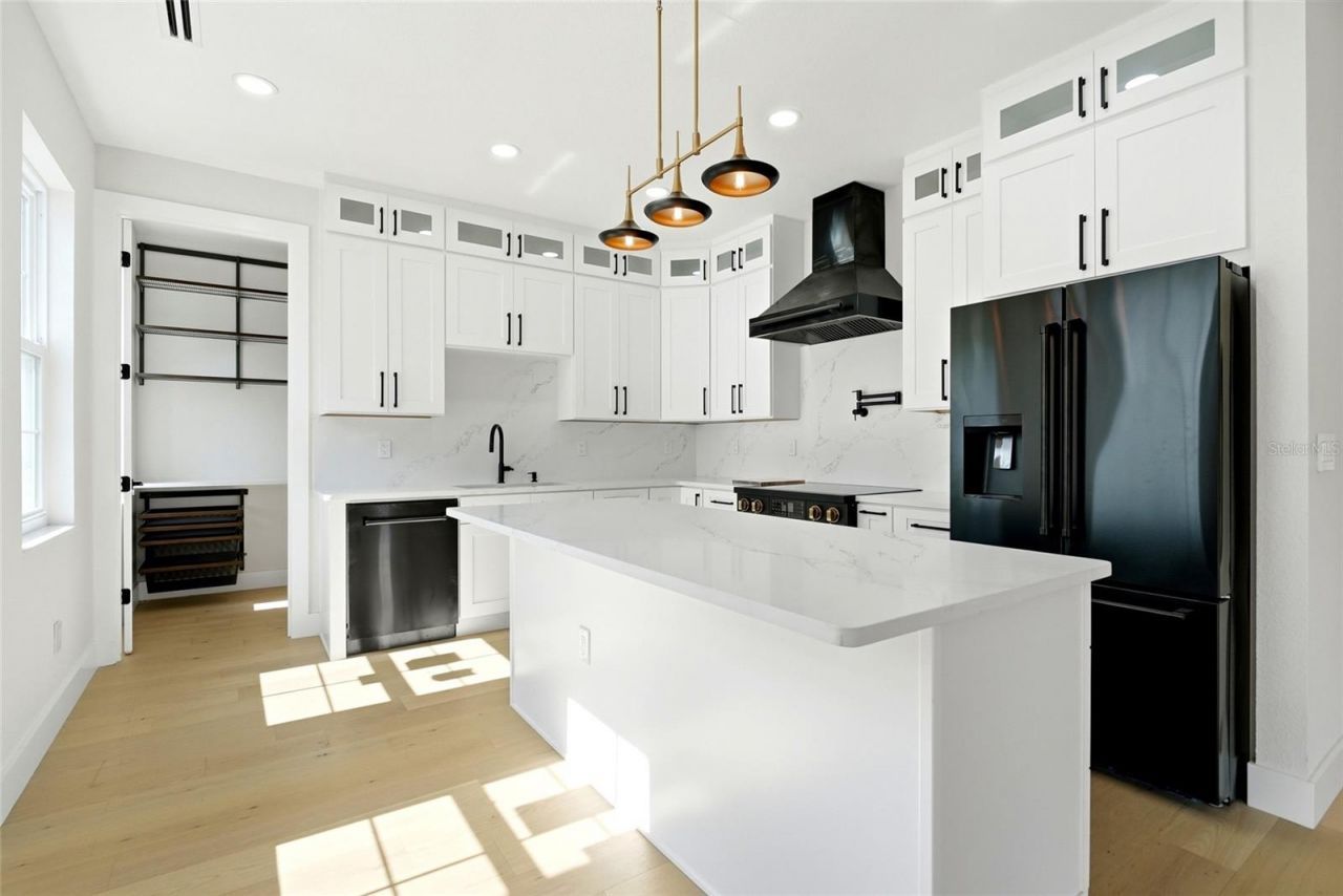 2501 Quincy Street S, Saint Petersburg, FL 33711 Photo