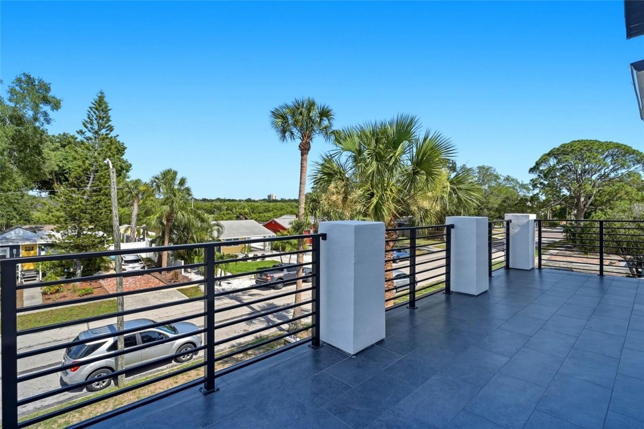 2501 Quincy Street S, Saint Petersburg, FL 33711 Photo