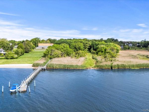 198 South Country Road, Bellport Village, NY 11713