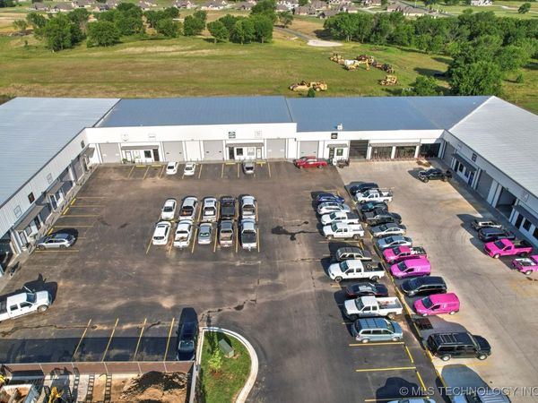 22390 E 111th Street, Broken Arrow, OK 74014