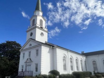 1300 N Kings Hwy., Myrtle Beach, SC 29577