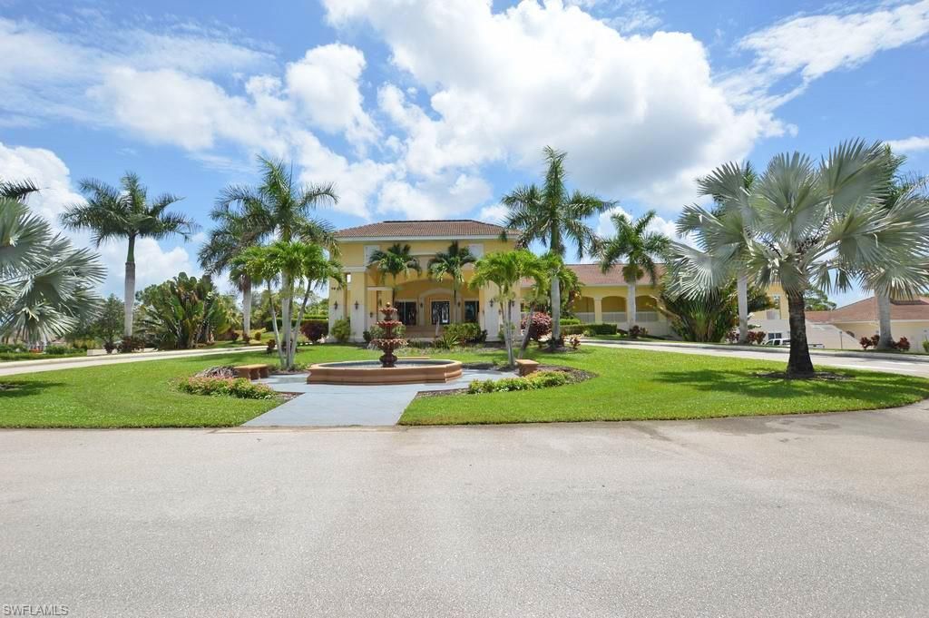 9111 Las Maderas Dr, Unit 102, Bonita Springs, FL 34135 Photo