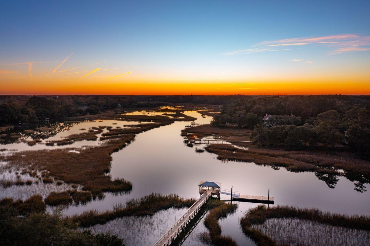 810 Curved Creek Court Photo 13
