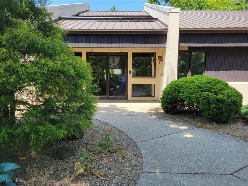 330 N Chestnut Street, Ravenna, OH 44266 Photo 4