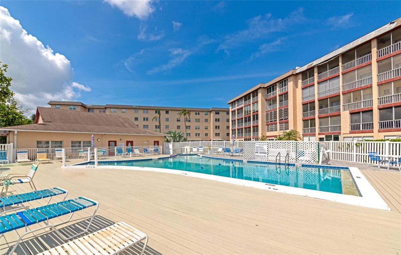 3072 Lake Bayshore Drive, Unit O- 119, Bradenton, FL 34205 Photo