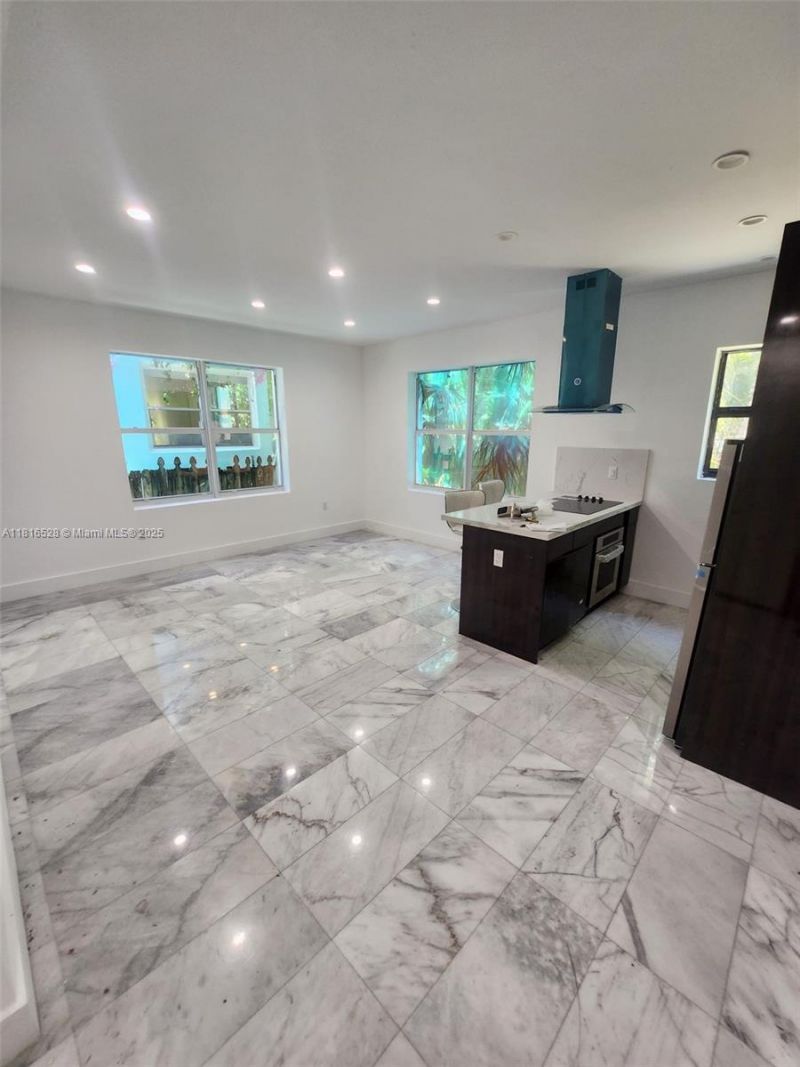 Please Call For Address, Miami Beach, FL 33139 Photo