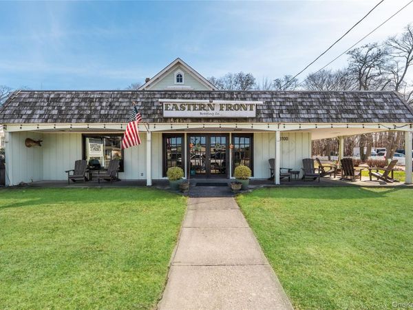 13100 Main Road, Mattituck, NY 11952