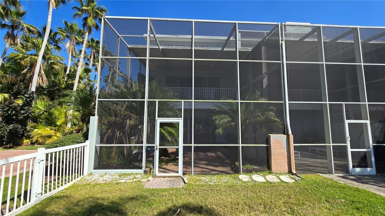 1648 Lago Vista Boulevard, Palm Harbor, FL 34685 Photo