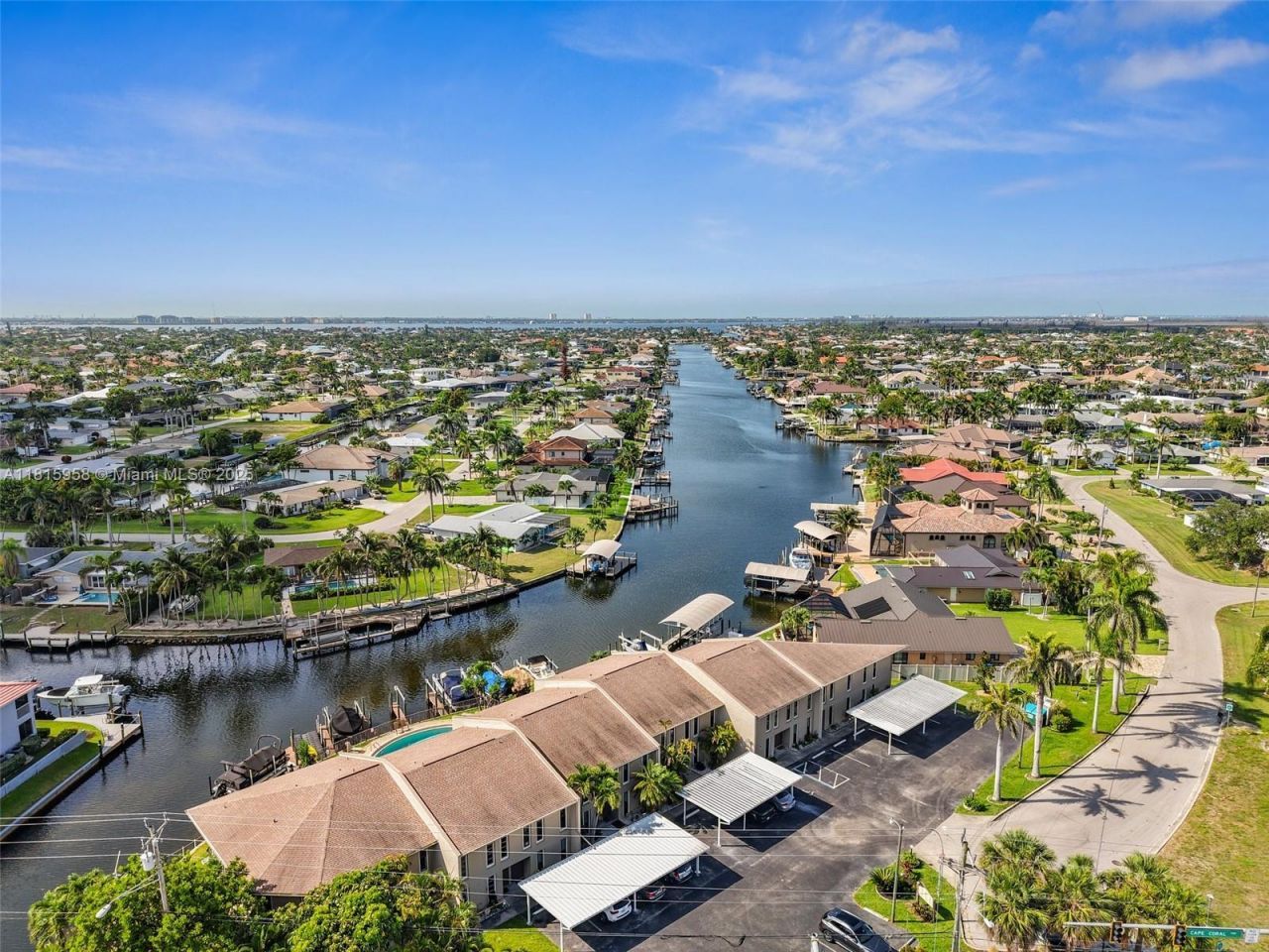 4803 SW Santa Barbara Ct, Unit 5, Cape Coral, FL 33914 Photo