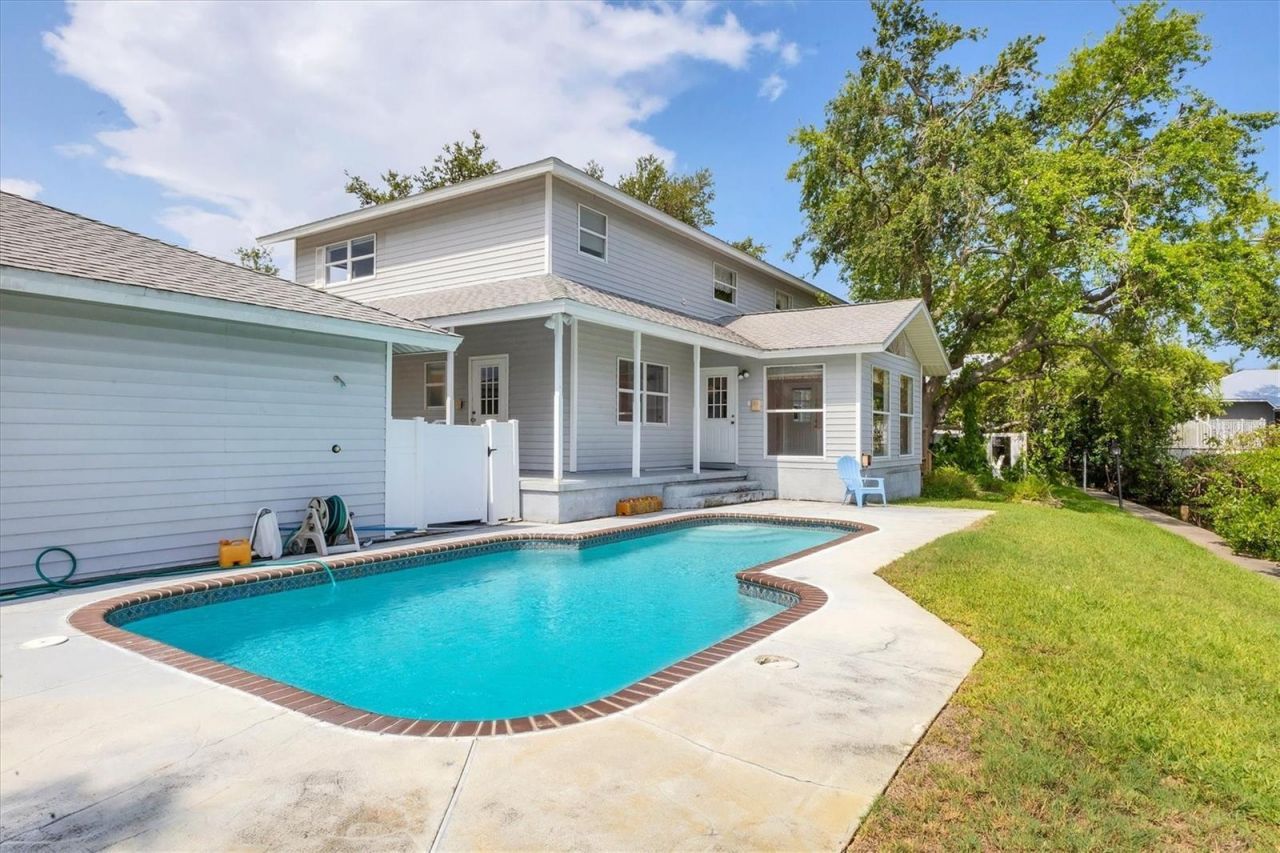 2002 8th Street W, Palmetto, FL 34221 Photo