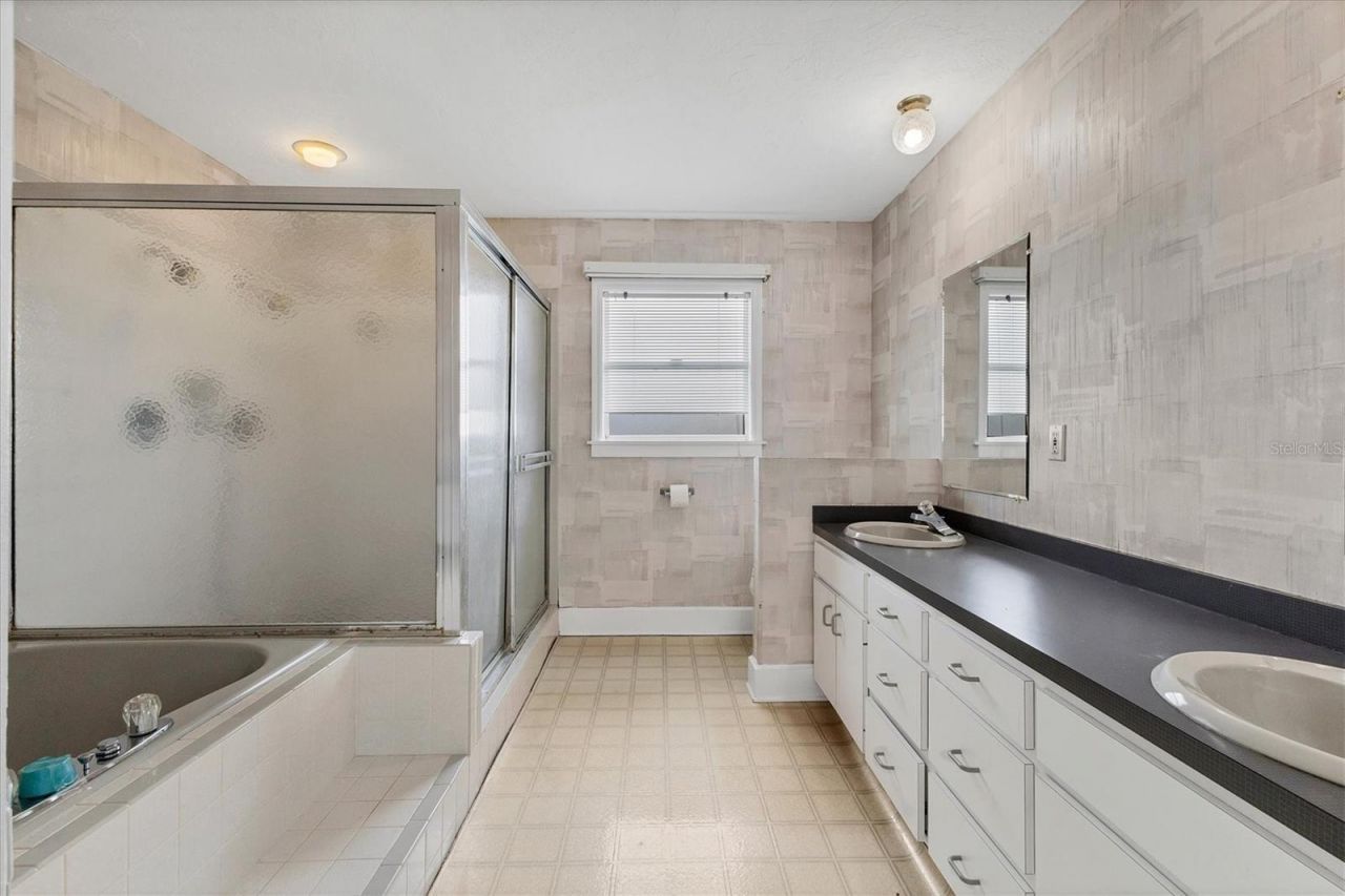 2002 8th Street W, Palmetto, FL 34221 Photo