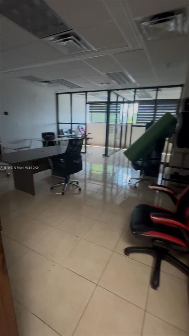 814 Ponce De Leon Blvd, Unit 219, Coral Gables, FL 33134 Photo