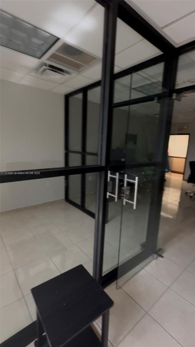 814 Ponce De Leon Blvd, Unit 219, Coral Gables, FL 33134 Photo