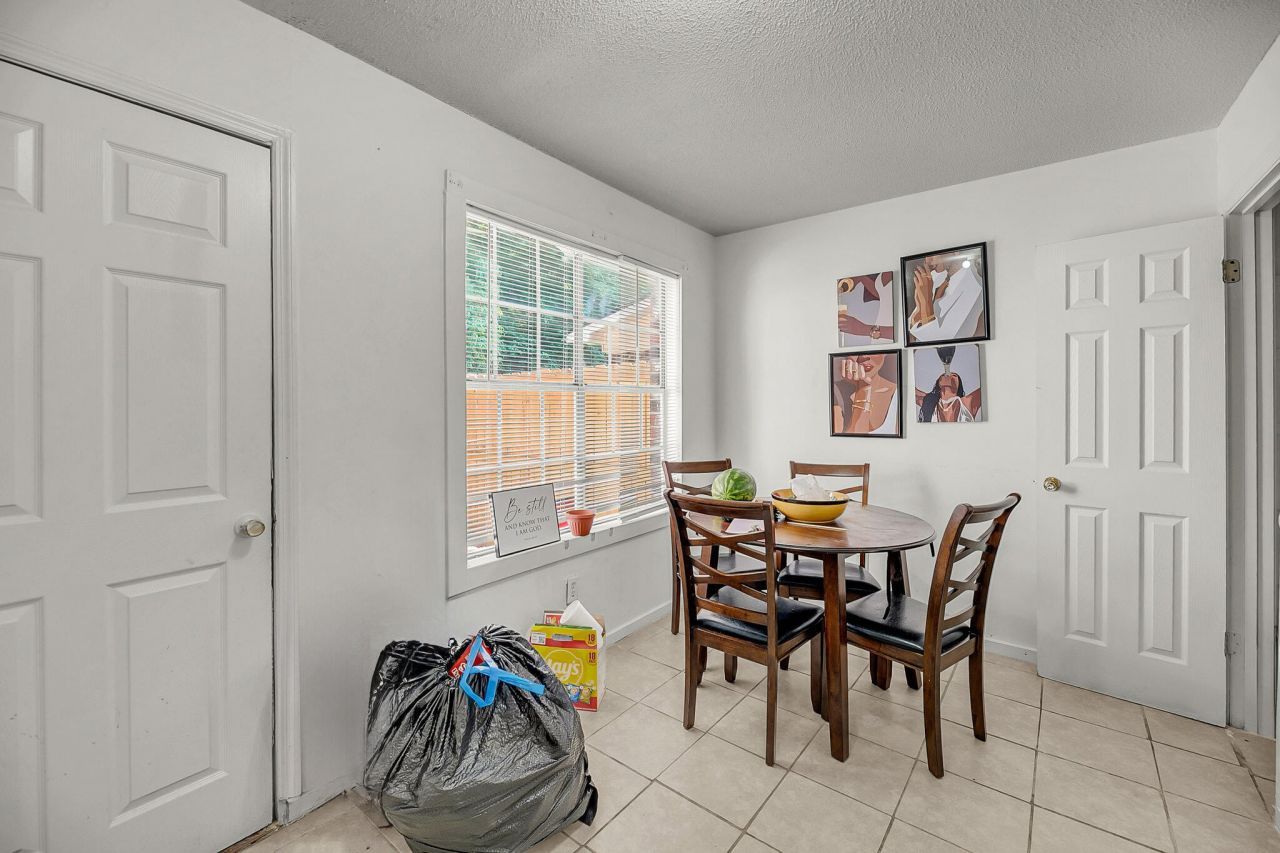 105 Magwood Drive Photo 10