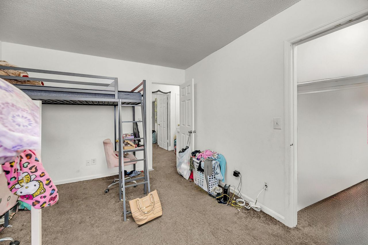 105 Magwood Drive Photo 16