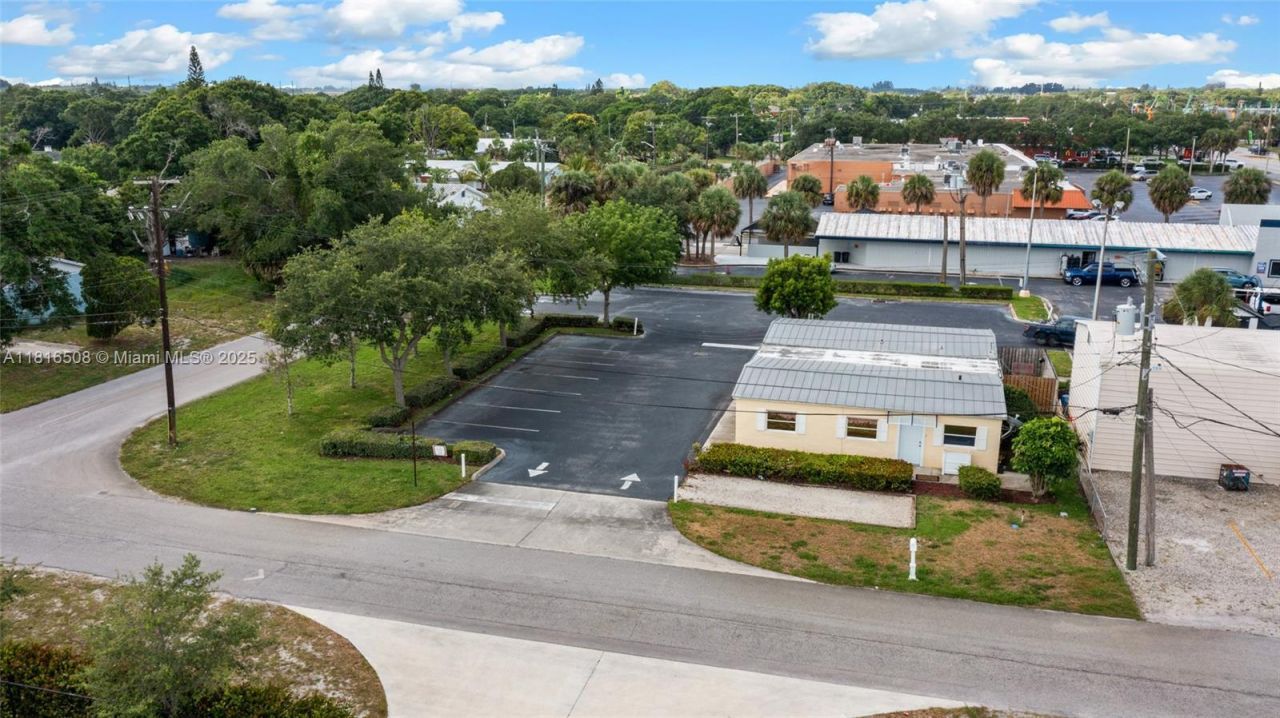 2402 S Us Highway 1, Fort Pierce, FL 34982 Photo