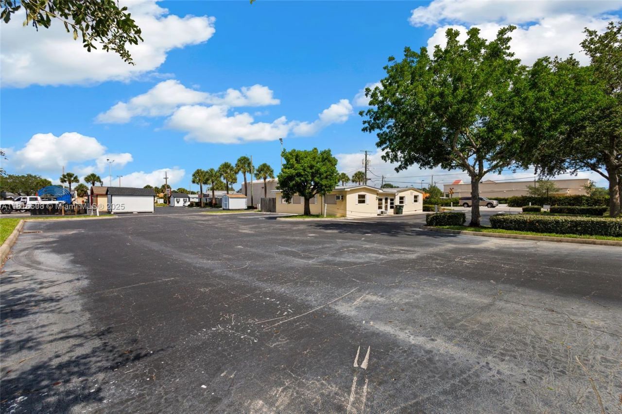 2402 S Us Highway 1, Fort Pierce, FL 34982 Photo