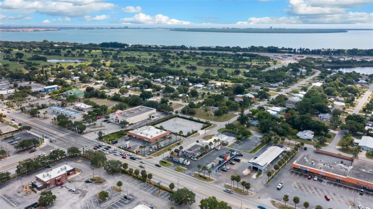 2402 S Us Highway 1, Fort Pierce, FL 34982 Photo