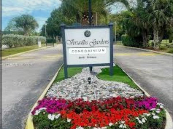 8000 Fairview Dr, Unit 301, Tamarac, FL 33321