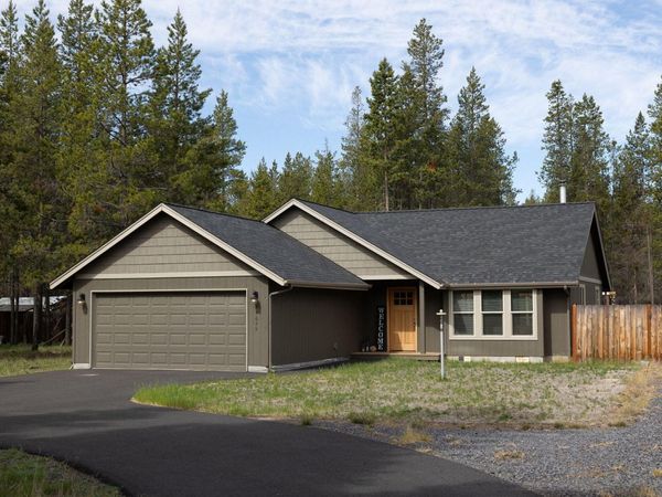55659 Swan Road, Bend, OR 97707