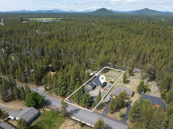 55659 Swan Road, Bend, OR 97707