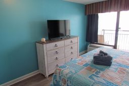 6804 N Ocean Blvd. photo 4