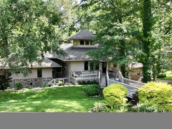 211 Monterey Drive, Clinton, MS 39056