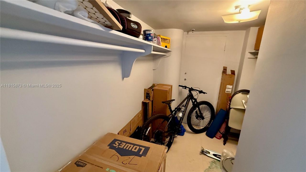 900 Bay Dr, Unit 727-725, Miami Beach, FL 33141 Photo