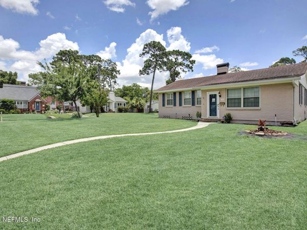 1105 SOUTH SHORES Road, Jacksonville, FL 32207