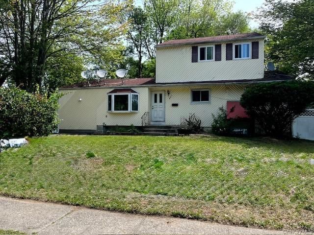 587 Freeman Avenue Brentwood, NY 11717